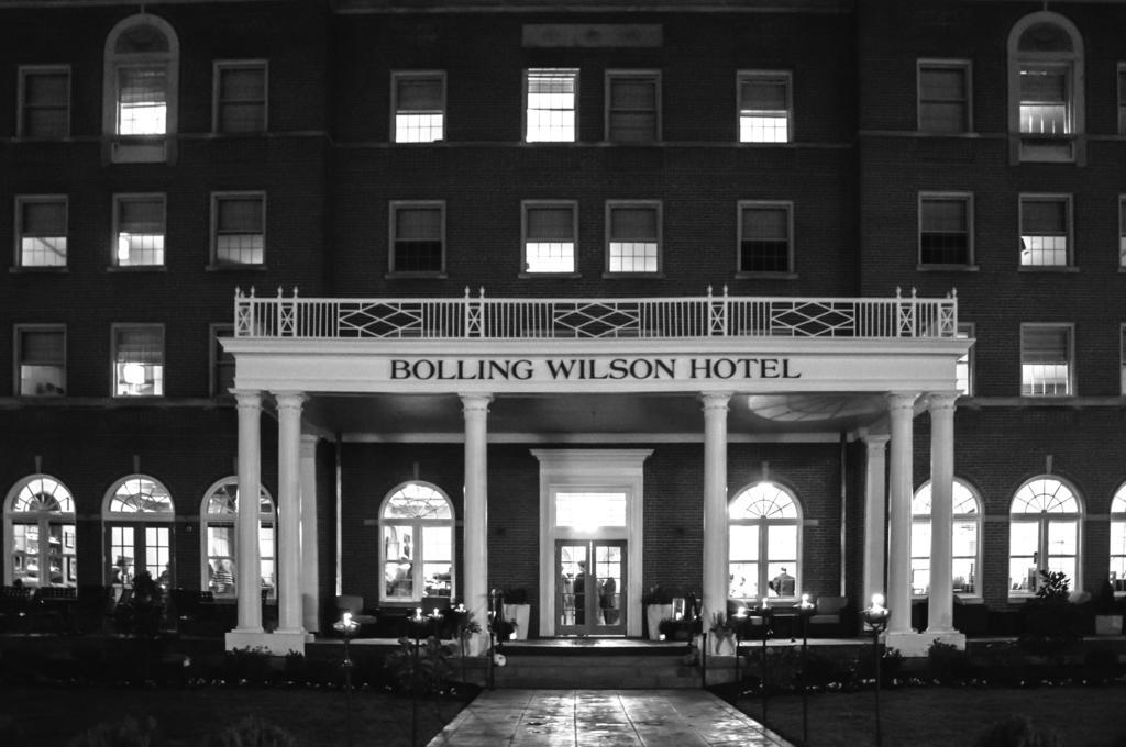 The Bolling Wilson Hotel Вайтвілл Екстер'єр фото